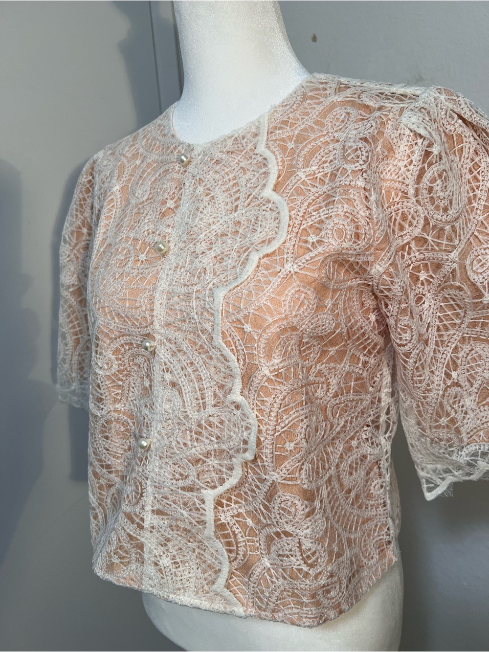 Zane White Lace Button-Front Blouse over Peach Lining - Picture 5 of 7